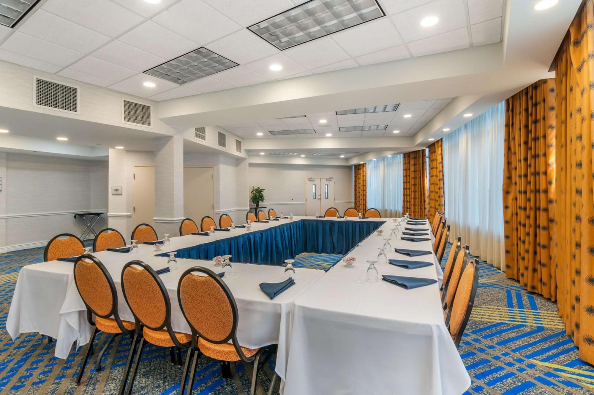 Doubletree By Hilton Jefferson City Exteriér fotografie