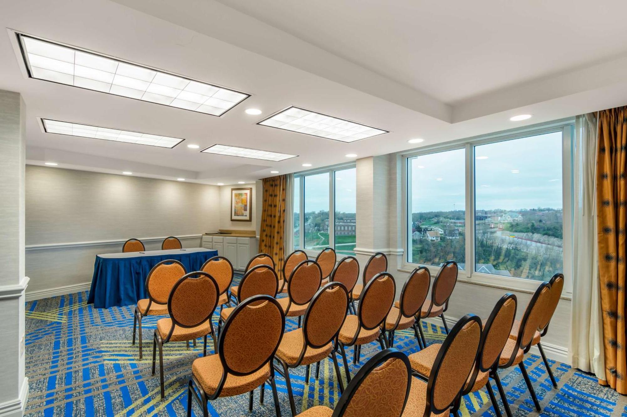 Doubletree By Hilton Jefferson City Exteriér fotografie