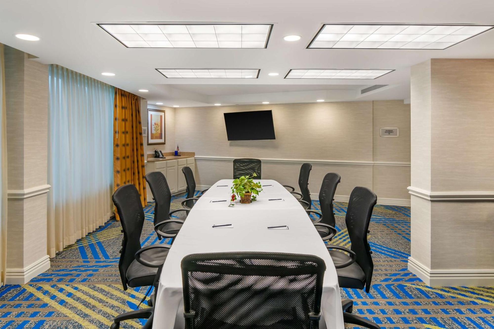 Doubletree By Hilton Jefferson City Exteriér fotografie